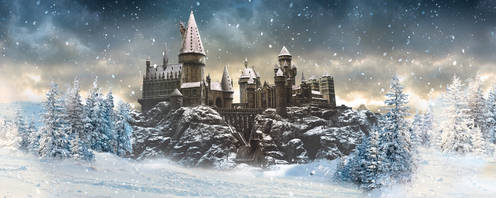 hogwarts_in_the_snow_web_v2_1000_400